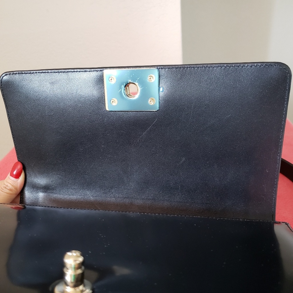 Chanel boy medium black bag - Picture 2 of 8
